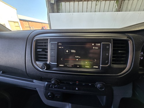 Vauxhall vivaro audio sat - vauxhall,