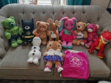 Selection of 10x build a bear collectables, Batman, Hulk, Olaf, Kabu, Rainder 
