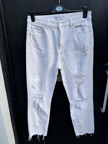 Ripped jeans - ripped,