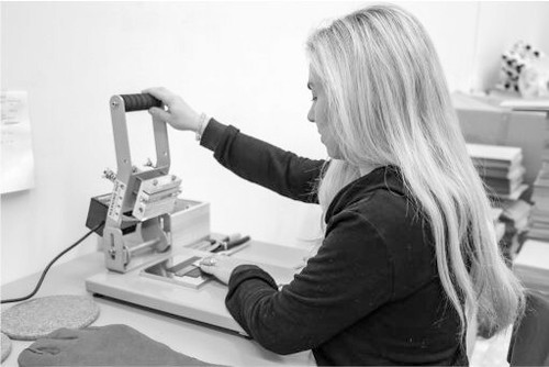 Hot foil stamping - hot, machine