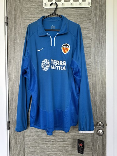 Valencia 2000 2001 - 2001, third
