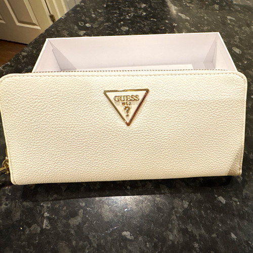 Guess white zip around wallet - guess, zip-around