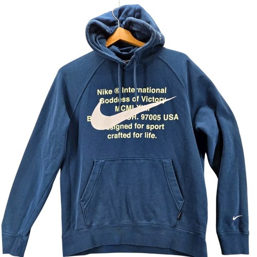 Nike sportswear swoosh goddess - nike,