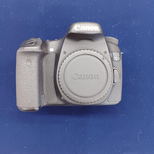 Canon dslr camera body - camera,