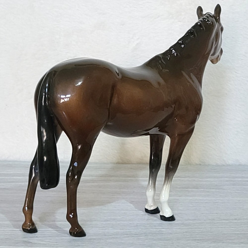 Beswick large brown gloss - large,
