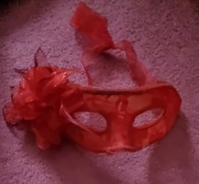 Red Floral Lace Venetian