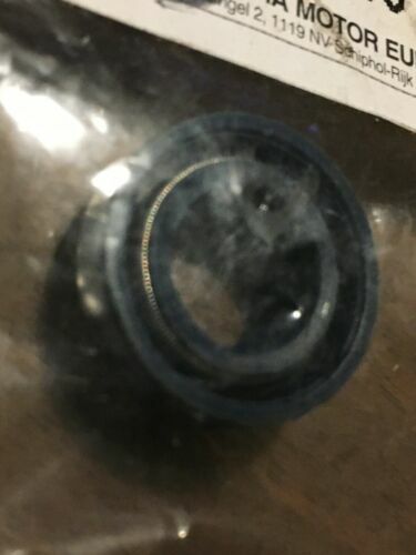 Oil fender 10x18x8 orig water - 10x18x8,