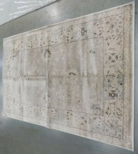 LT GREY / IVORY 3'-4" X 4'-7"