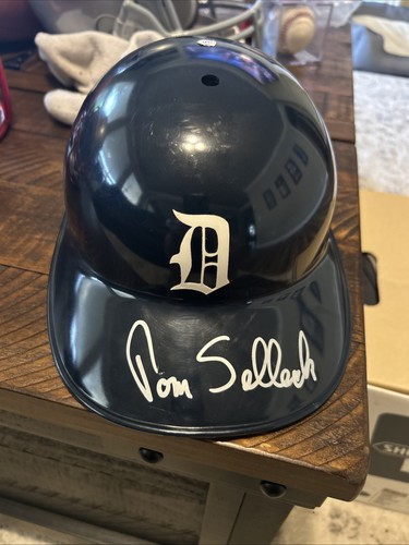 Tom selleck signed - selleck,