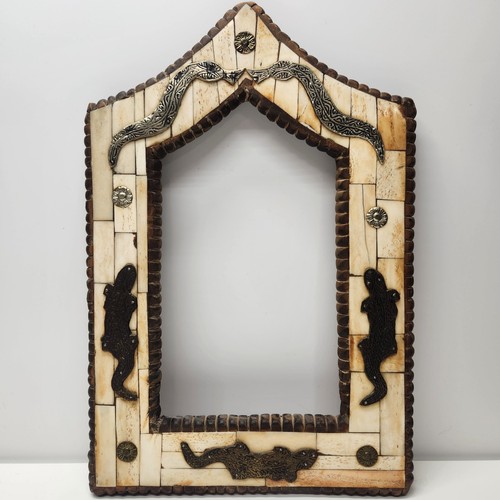 Vintage bone inlay frame gecko - vintage,