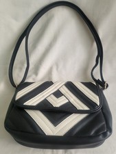 MATALAN Black & Cream Shoulder