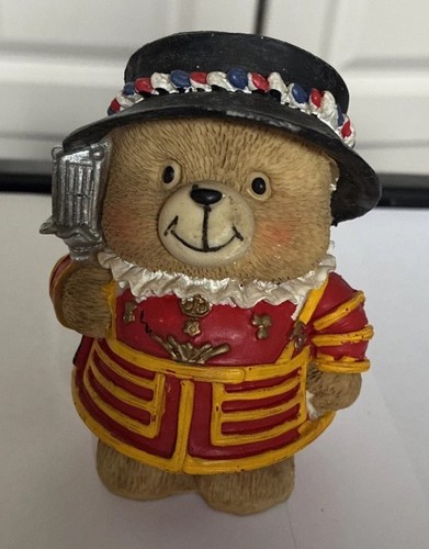Resin beefeater bear figurine - beefeater,