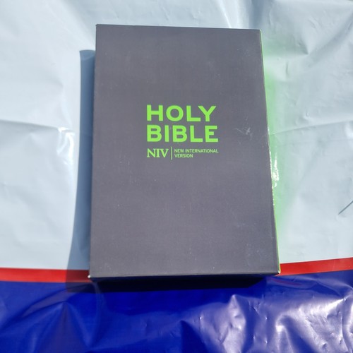 Niv holy bible new - holy, bible.