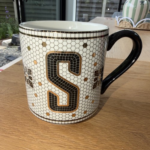 Anthropologie monogram - anthropologie, “s”