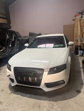 BREAKING 2008-2012 AUDI A4 B8 2.0 TDI CAGA 6 SPEED MANUAL 143hp LY9C White