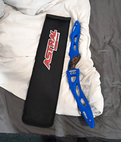 Recurve bow with - with, removable
