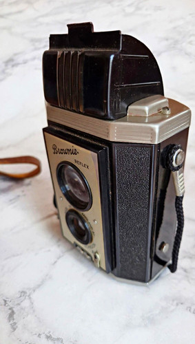 Kodak brownie reflex tlr - brownie,