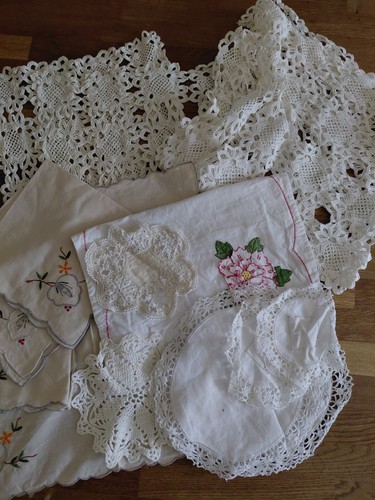 Selection vintage doilies - selection,