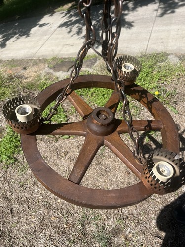 Wagon wheel chandelier hanging - wagon,