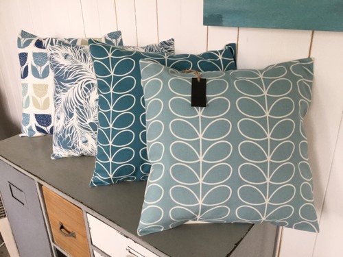 Cushion cover usin orla kiely - cushion,