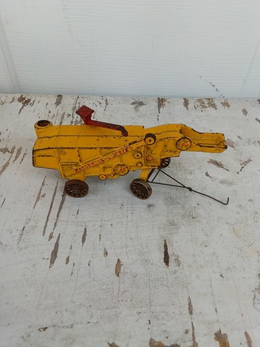 Arcade cast iron toy - arcade,