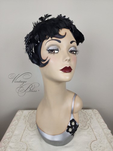Vintage 1940 black feather - 1940's,