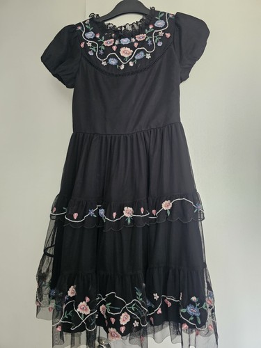 Girls frock age - age, 8