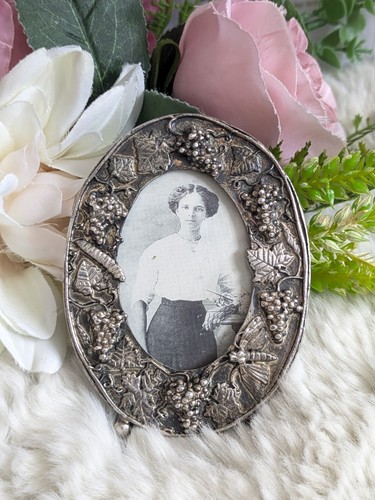 Oval silver scenes picture - oval,