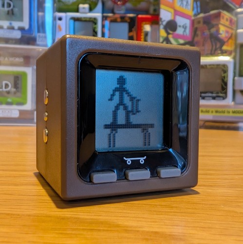 Radica cube world grinder - radica,