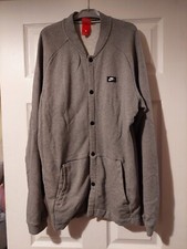 Mens Nike Size Large Button