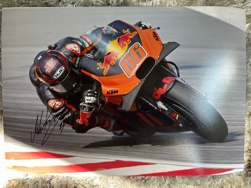 Mika kallio hand - mika,