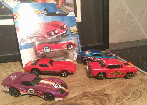 Hot wheels chevrolet lot - hot,