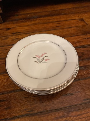 Noritake crest dinner plates - dinner,