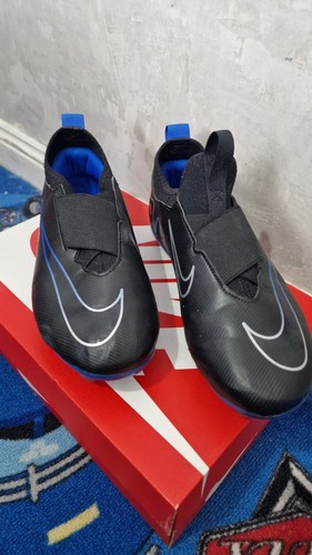 Boys football boots size 5 - boys,