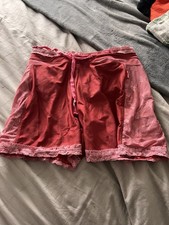 Burton Red Snowboard Protection Shorts Women’s Size Small Impact Protection