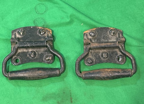 Two old tool box drop - old, handle