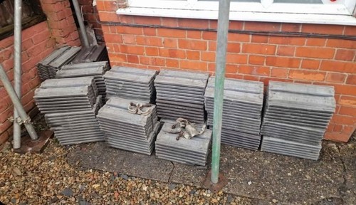 Manthorpe roof tile vents - tile,