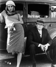 Bonnie and Clyde [Faye Dunaway/Warren Beatty] Unsigned 10x8 Photo 76724