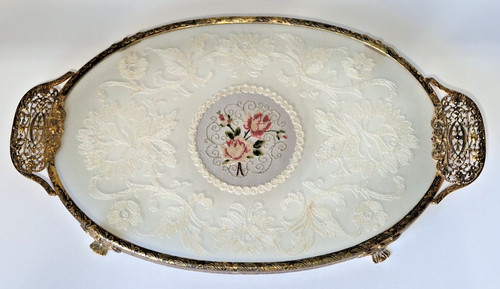 Oval vintage filigree gold - vintage,