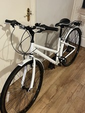 Free Way Cross Hybrid Road Bike 28 Inch Wheel 14 Inch Frame Drop Tube.