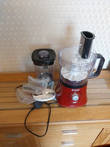Russel hobbs 19006 600w - hobbs,