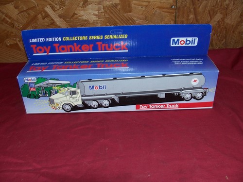 Vintage mobil oil toy - mobil, gas