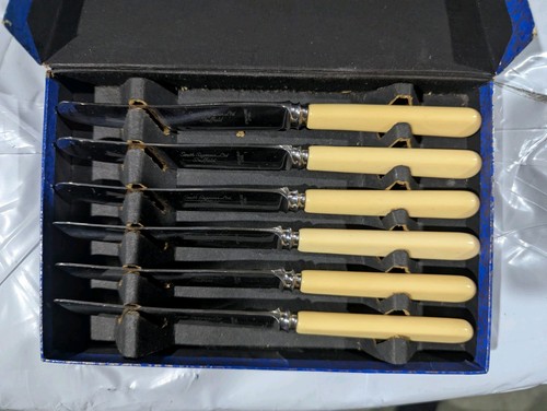 Butter spreaders - butter,