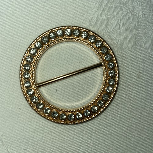 Two round diamante - round,
