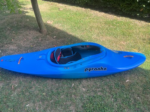 Pyranha ozone medium kayak - pyranha,