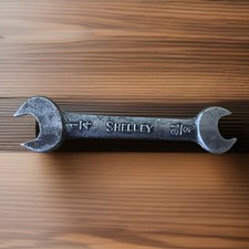 Vintage Shelley 1/4 - 3/16"