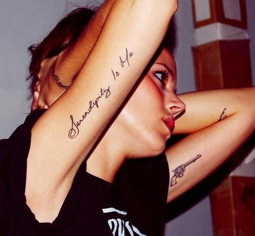 Temporary tattoo small gun - temporary,