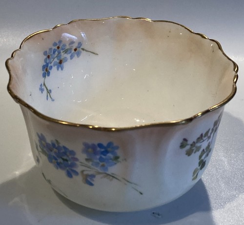 Royal crown derby peach pastel - crown,