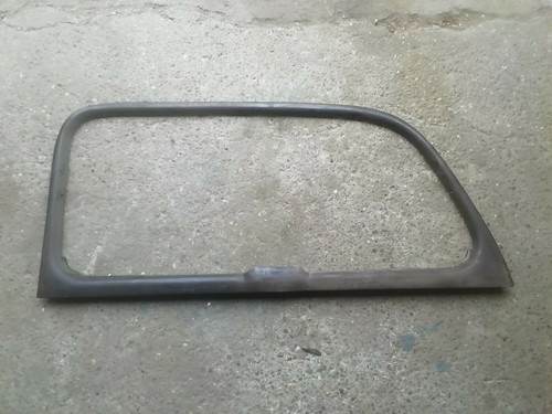 Ford pop left - left, bakelite