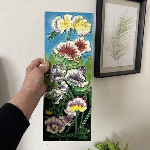 Large floral wall - wall, hand